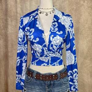Vintage 70s Floral Button Up Shirt Cropped Long Sleeve Dagger Collar Yves Jennet